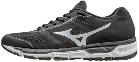 baseball coaching shoes for men.